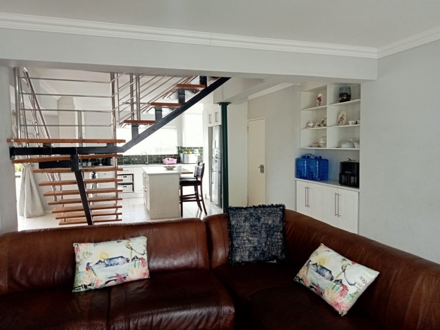 4 Bedroom Property for Sale in Gonubie Eastern Cape